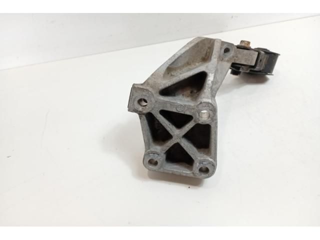 bontott LAND ROVER FREELANDER Motor Tartó Bak (Pozíciófüggetlen)