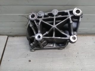 bontott LAND ROVER FREELANDER Motor Tartó Bak (Fém)