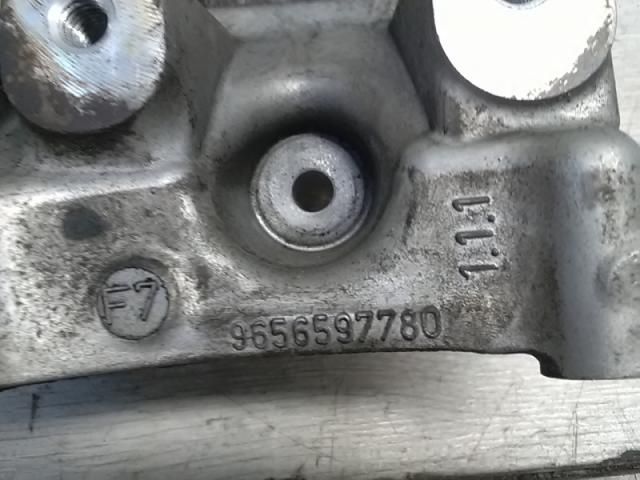 bontott LAND ROVER FREELANDER Motor Tartó Bak (Fém)