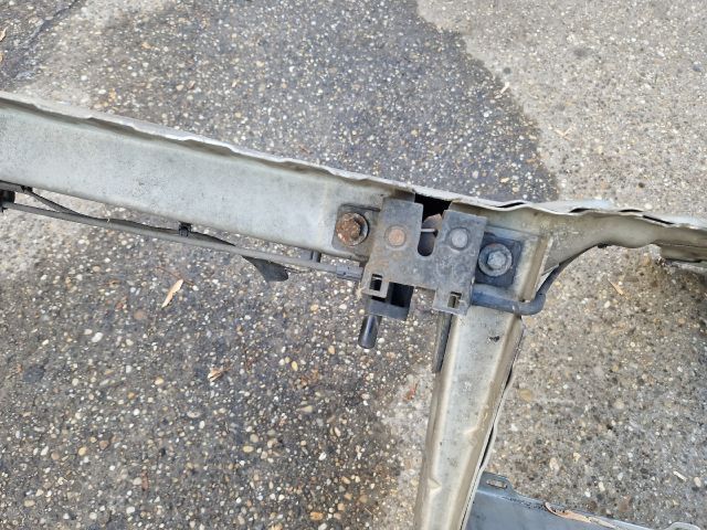 bontott LAND ROVER FREELANDER Homlokfal (Üres lemez)