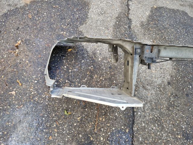 bontott LAND ROVER FREELANDER Homlokfal (Üres lemez)