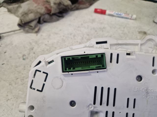 bontott LAND ROVER FREELANDER Kilométeróra