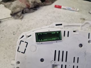 bontott LAND ROVER FREELANDER Kilométeróra