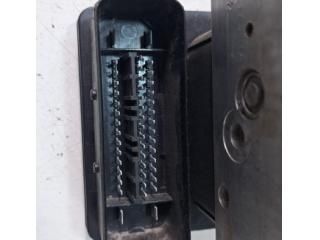 bontott LAND ROVER FREELANDER ABS Kocka