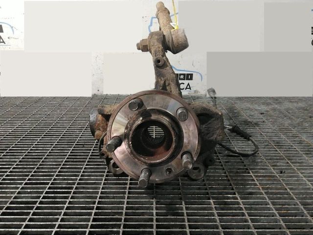 bontott LAND ROVER FREELANDER Bal első Csonkállvány