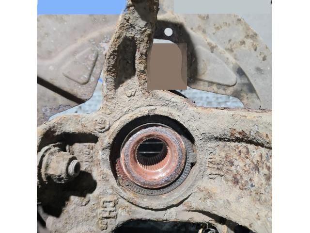 bontott LAND ROVER FREELANDER Bal első Csonkállvány