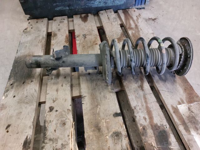 bontott LAND ROVER FREELANDER Bal első Gólyaláb (Lengécsillapító, Rugó)