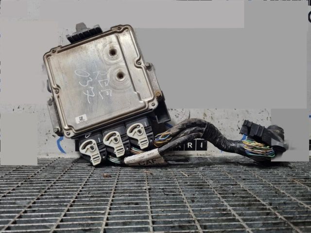 bontott LAND ROVER FREELANDER Motorvezérlő