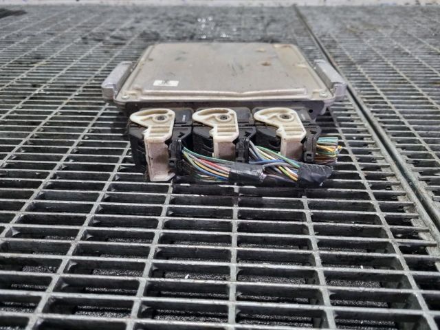 bontott LAND ROVER FREELANDER Motorvezérlő