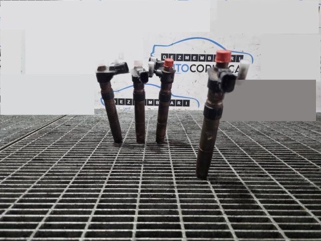 bontott LAND ROVER FREELANDER Porlasztó (1 db)