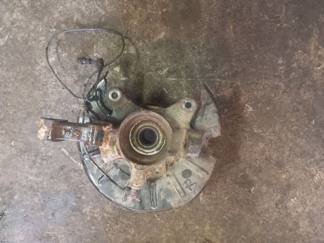 bontott LAND ROVER FREELANDER Bal első Csonkállvány Kerékaggyal