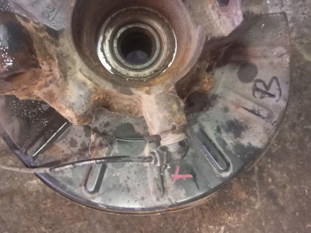 bontott LAND ROVER FREELANDER Bal első Csonkállvány Kerékaggyal