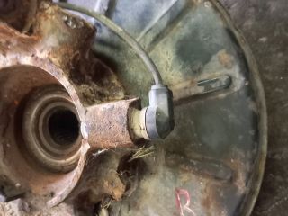 bontott LAND ROVER FREELANDER Jobb első Csonkállvány Kerékaggyal