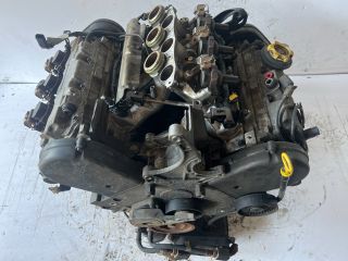 bontott LAND ROVER FREELANDER Motor (Fűzött blokk hengerfejjel)