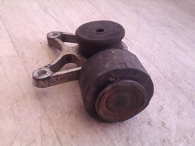 bontott LAND ROVER FREELANDER Váltó Tartó Bak (Pozíciófüggetlen)