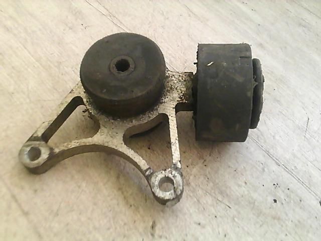 bontott LAND ROVER FREELANDER Váltó Tartó Bak (Pozíciófüggetlen)