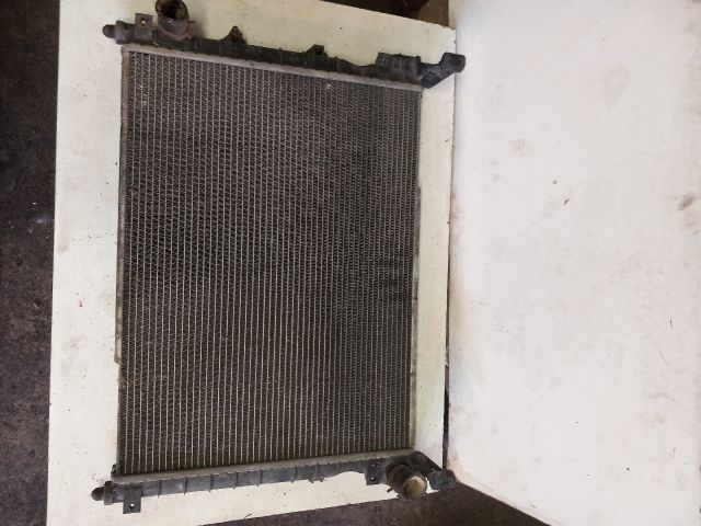 bontott LAND ROVER FREELANDER Vízhűtő Radiátor (Klímás)