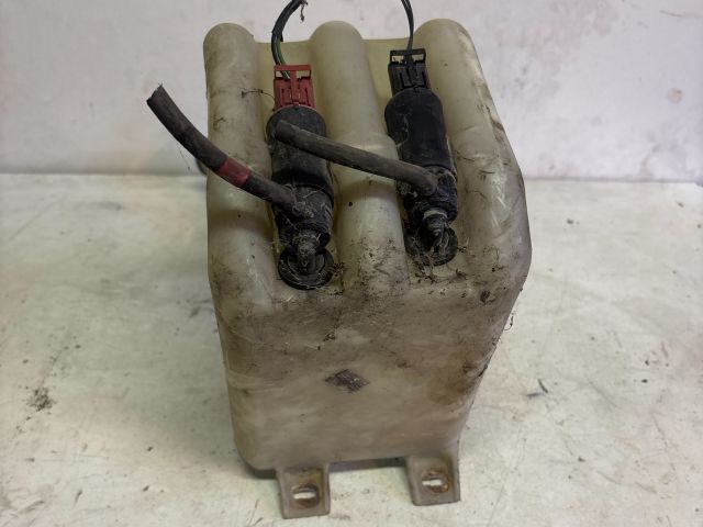 bontott LAND ROVER FREELANDER Ablakmosó Tartály