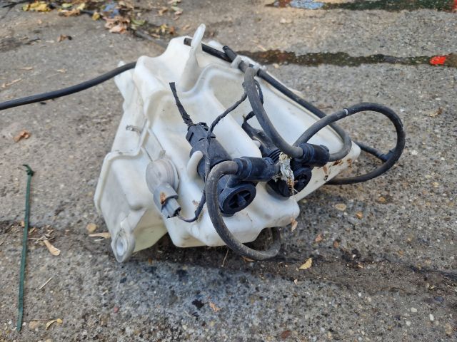 bontott LAND ROVER FREELANDER Ablakmosó Tartály