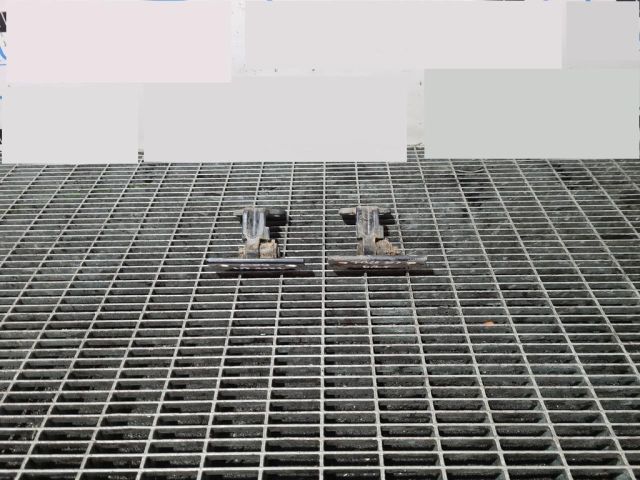 bontott LAND ROVER FREELANDER Ajtó Zsanér (Pozíciófüggetlen)