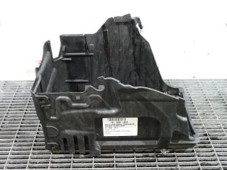 bontott LAND ROVER FREELANDER Akkumulátor Tartó