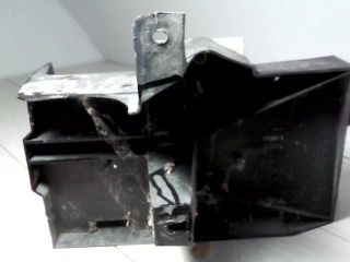 bontott LAND ROVER FREELANDER Akkumulátor Tartó