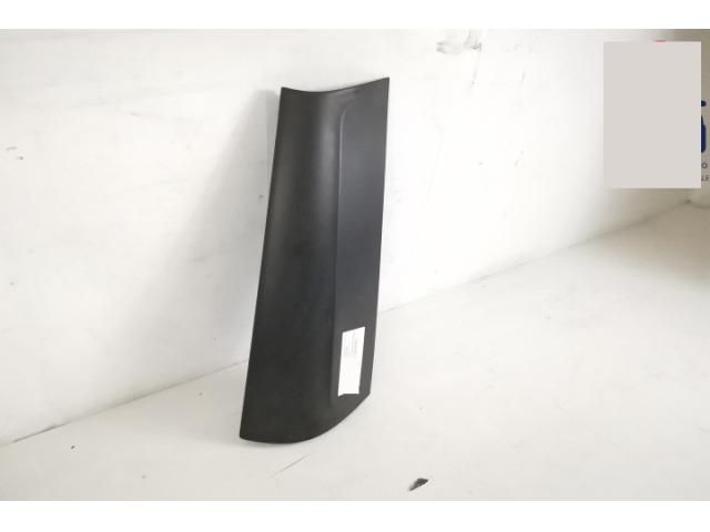 bontott LAND ROVER FREELANDER Bal D Oszlop Burkolat