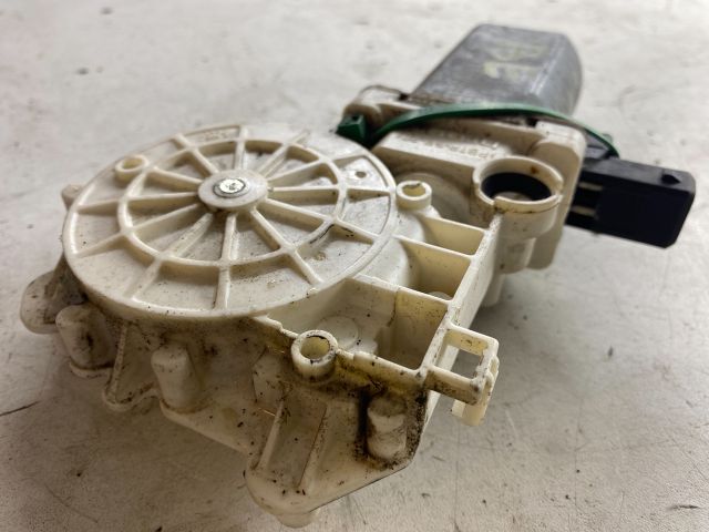 bontott LAND ROVER FREELANDER Bal első Ablakemelő Motor