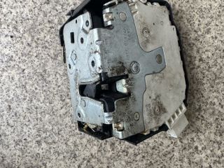 bontott LAND ROVER FREELANDER Bal első Ajtózár