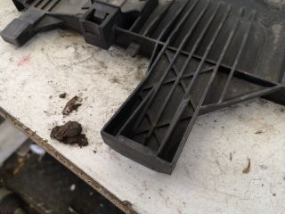 bontott LAND ROVER FREELANDER Bal Fényszóró Tartó