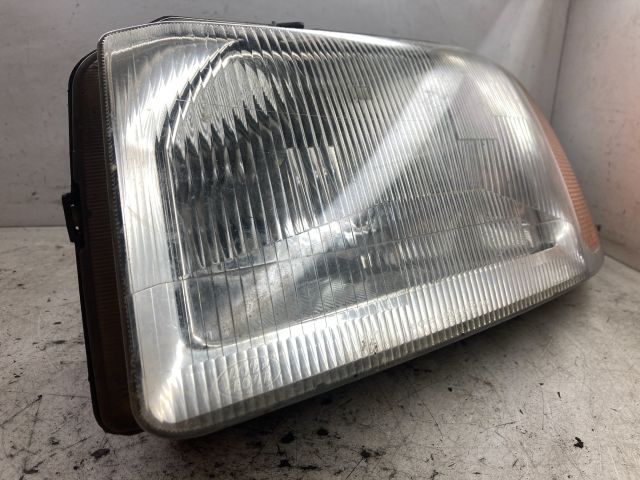 bontott LAND ROVER FREELANDER Bal Fényszóró