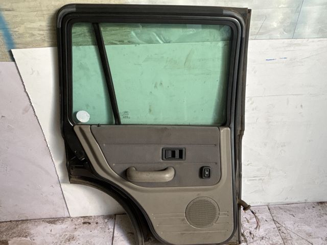 bontott LAND ROVER FREELANDER Bal hátsó Ajtó (Részeivel)