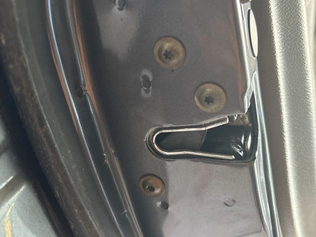 bontott LAND ROVER FREELANDER Bal hátsó Ajtó (Részeivel)