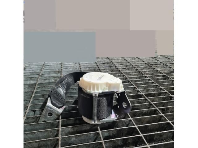 bontott LAND ROVER FREELANDER Bal hátsó Biztonsági Öv