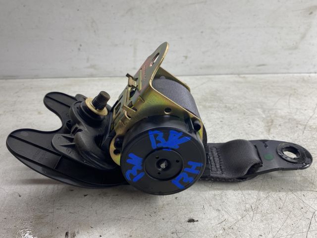 bontott LAND ROVER FREELANDER Bal hátsó Biztonsági Öv