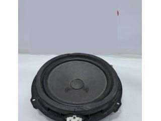 bontott LAND ROVER FREELANDER Bal hátsó Hangszóró