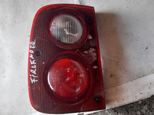 bontott LAND ROVER FREELANDER Bal Hátsó Lámpa