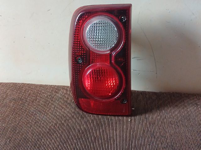 bontott LAND ROVER FREELANDER Bal Hátsó Lámpa