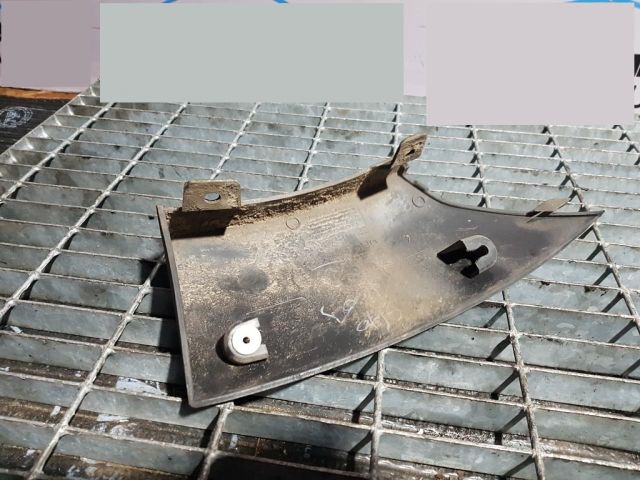 bontott LAND ROVER FREELANDER Bal hátsó Sárvédő Díszléc