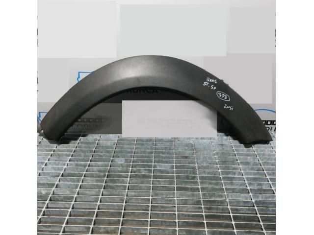 bontott LAND ROVER FREELANDER Bal hátsó Sárvédő Díszléc