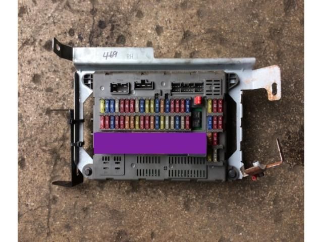 bontott LAND ROVER FREELANDER Biztosítéktábla Utastér