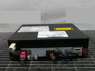 bontott LAND ROVER FREELANDER CD / DVD Tár