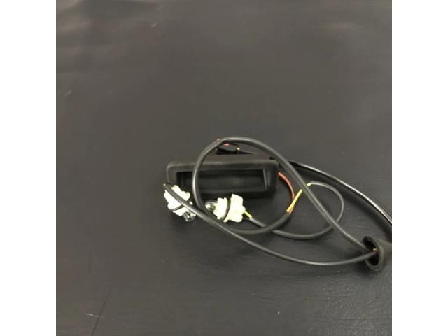 bontott LAND ROVER FREELANDER Csomagtér Nyitó Kar / Gomb