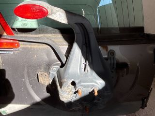 bontott LAND ROVER FREELANDER Csomagtérajtó (Részeivel)