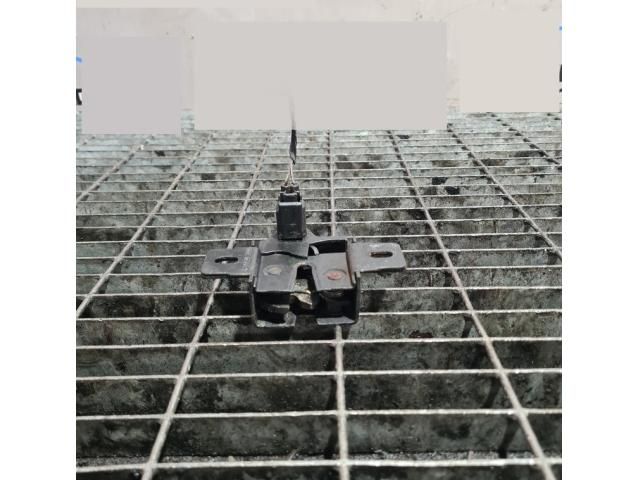 bontott LAND ROVER FREELANDER Csomagtérajtó Zárszerkezet