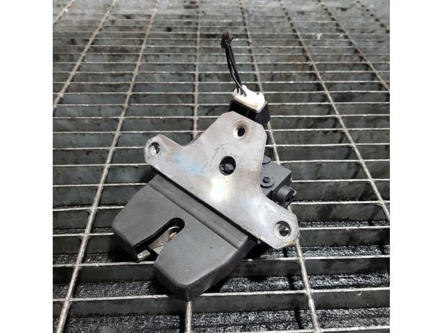 bontott LAND ROVER FREELANDER Csomagtérajtó Zárszerkezet