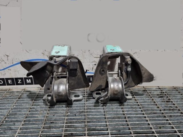 bontott LAND ROVER FREELANDER Csomagtérajtó Zsanér