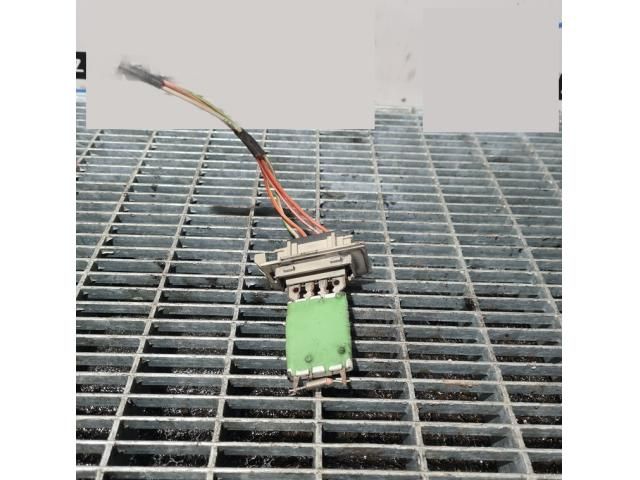 bontott LAND ROVER FREELANDER Előtét Ellenállás Fűtőmotor