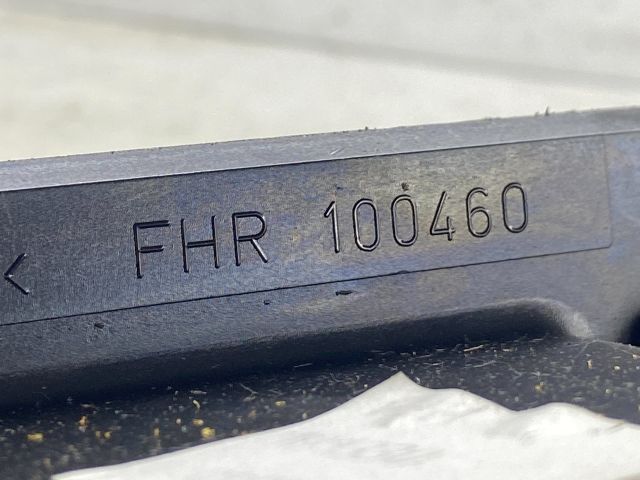 bontott LAND ROVER FREELANDER Első Hamutartó