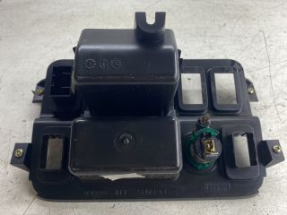 bontott LAND ROVER FREELANDER Első Hamutartó